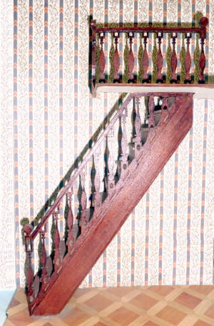 RMM746.jpg (34584 bytes)